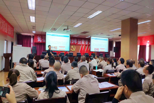 1112509457_副本.jpg